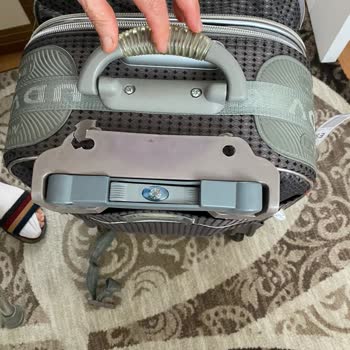 Ajet Hava Yollarından Bilet Alırken Valiz Ücretini De Hesaplayın