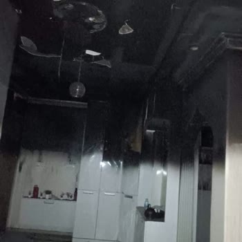 İPhone Şarjda İken Patladı Ve Ev Yandı Kül Oldu