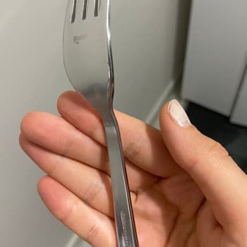 IKEA Dragon Çatal Bıçak Takımı İlk Kullanımda Pas Oluşumu