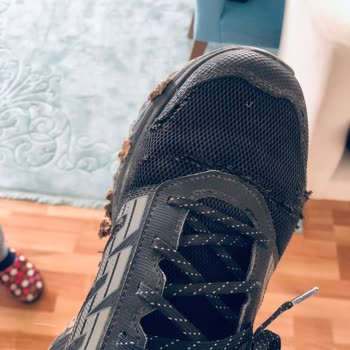 Salomon Ayakkabı Beklenmedik Yıpranma Ve Müşteri Hizmetleri Hayal Kırıklığı