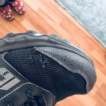 Salomon Ayakkabı Beklenmedik Yıpranma Ve Müşteri Hizmetleri Hayal Kırıklığı