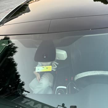 Renault Megane Cam Tavan Çatladı