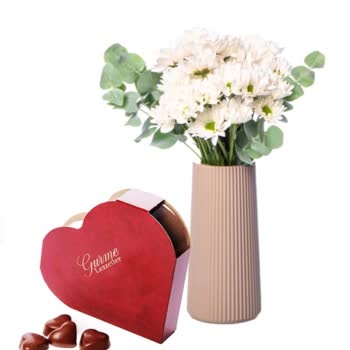 Çiçek Sepeti Ürün Değişikliği Yapıp Solmuş Çiçek Plastik Vazo Gönderdi