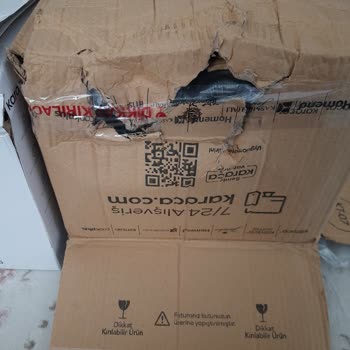 Bovo Kargo Kutusu Parçalanmış