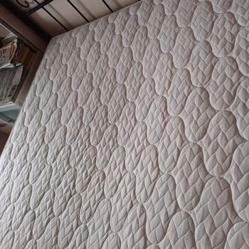 İşbir Yatak Yatak Çöktü, Konforsuz