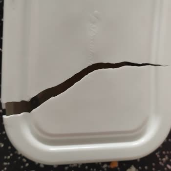 Paşabahçe Saklama Kaplarının Kapakları Dayanmıyor