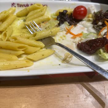 Tavuk Dünyası Siparişimden İp Çıktı