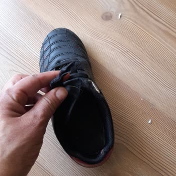 FLO Ayakkabı Ürün Kalitesi Çok Düşük