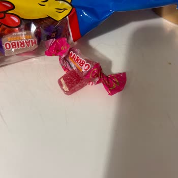 Haribo Markası Bir De Çocuklara Hitap Ediyor...!