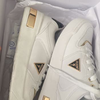 Özlenir Department Store Aqua Florya Özlenir Jeanslab Şubesi Kusurlu Ürün Gönderdi