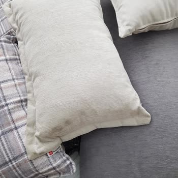 Kelebek Mobilya Teşhirdeki Ürünü Gönderdi