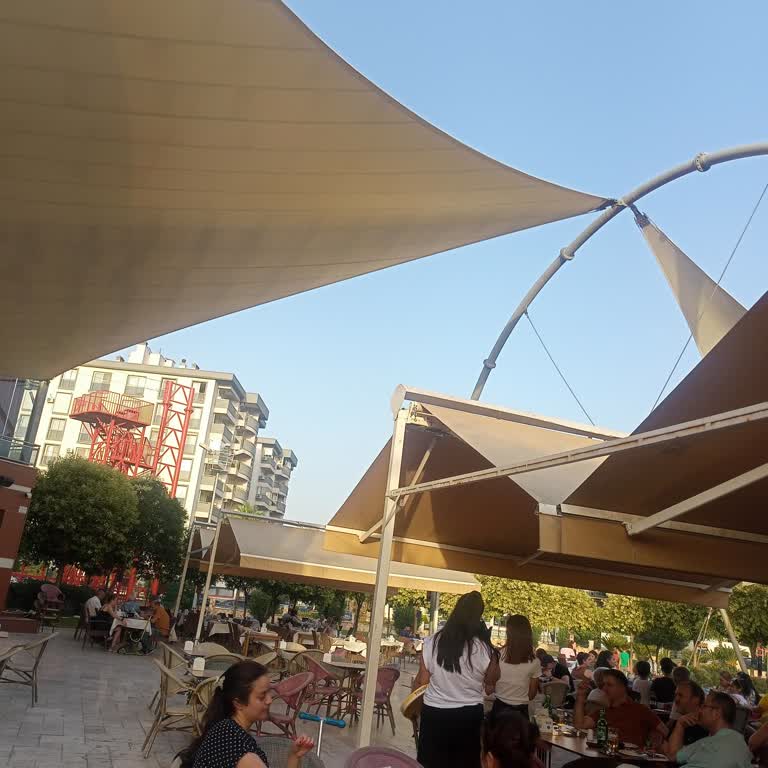 Akvaryum Cafe & Restaurant Akvaryum Cafe Çiğli Ataşehir