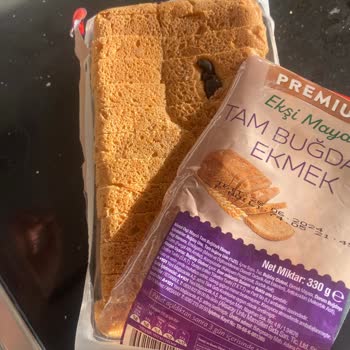 A101 Mağazadan Aldığımız Ekmekte Yabancı Cisim Bulduk