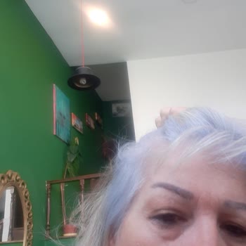 Garnier Saç Boyası Farklı Renk Çıktı...