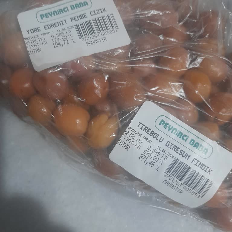 Peynirci Baba Aynı Ürüne Farklı Etiket Farklı Gramaj