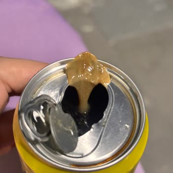 Lipton İce Tea İçinde Ki Yapışkan Madde