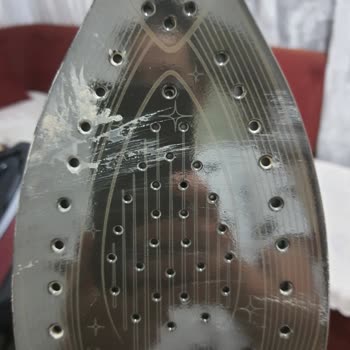 Yeni Aldığım Tefal Buhar Kazanlı Ütüde İlk Kullanımda Kireç Vermesi.