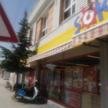 Şok Marketlerde Ürünler Zamanından Önce Satılıyor