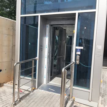 TCDD Tren İstasyonunda Yürüyen Merdivenler Ve Asansörler Çalışmıyor