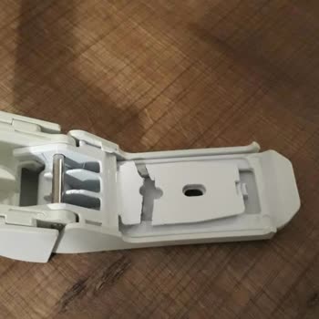 Uğur Soğutma Ued 7246 Dtk Nf D/S A+ Dikey Derin Dondurucu Kapı Kolu