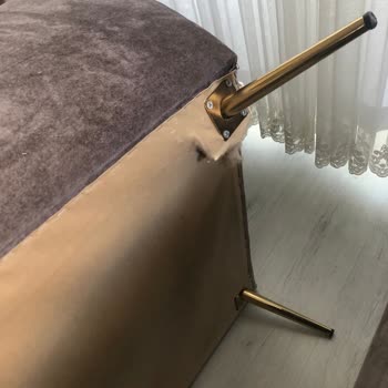 İstikbal Koltuk Çok Kötü Malzeme Kullanıyor,