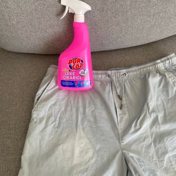 Porçöz Leke Çıkarıcı Sprey Kendini Çamaşır Suyu Zannederse...