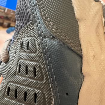 Skechers Ayakkabı 10 Ayda Dağıldı