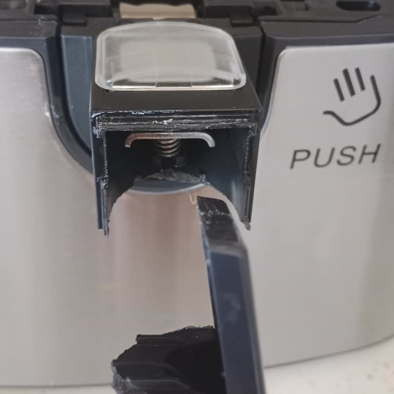 Elektrolux Airfryer Sepet Kolu Kırılması Ve Garanti Sorunu