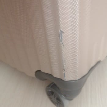 Pegasus Havayolları Bagajları Kırık Teslim Ediyor Ve İlgilenmiyor