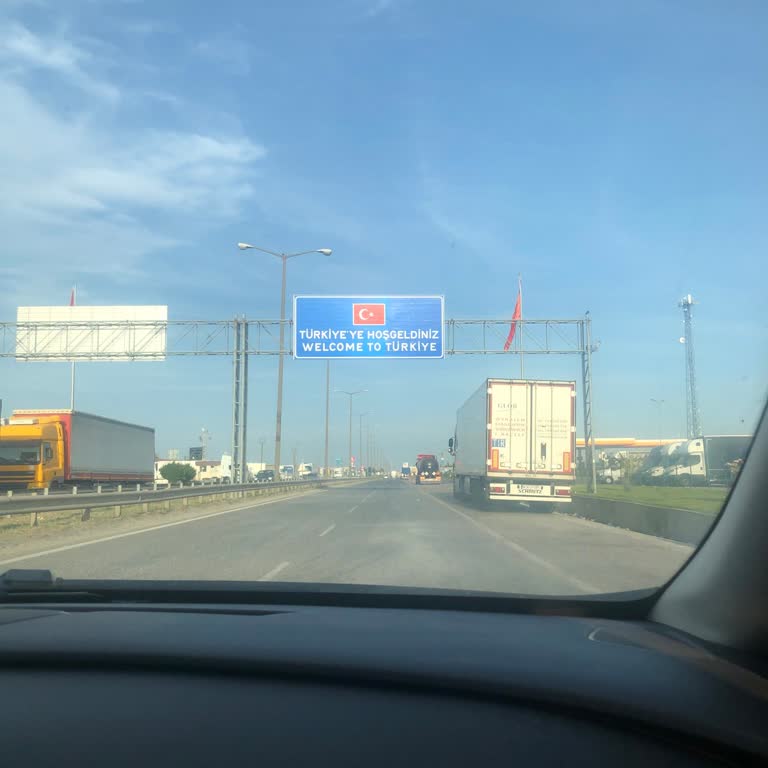 Mct Turizm Görevlisi Sayesinde Sınırda Rezil Olduk?!