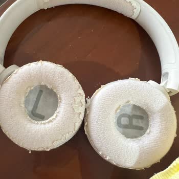 JBL 500BT Kulaklık Deri Soyulması Sorunu: Acil Destek Bekliyorum