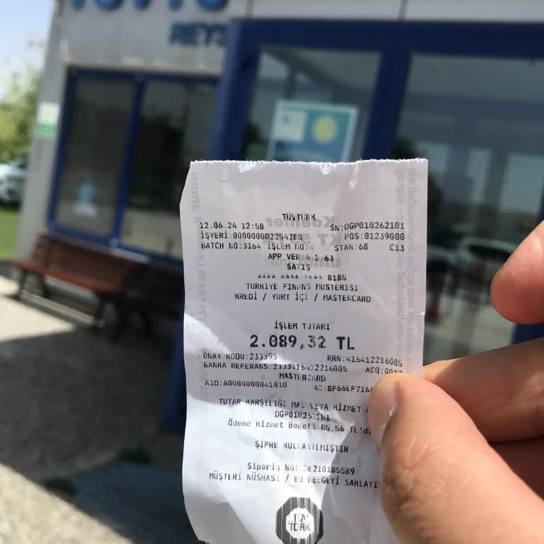 Tüvtürk Kredi Kartına Aşırı Komisyon Alıyor