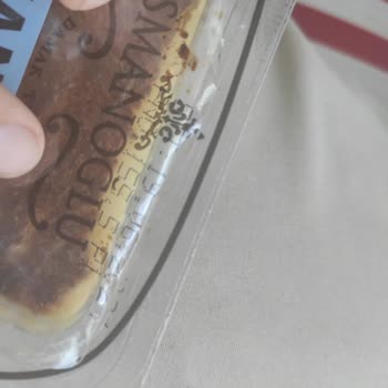 BİM Kazandibini Tamamen Yanık Satıyor