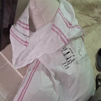 Enza Home Ürünü Şeker Çuvalı İçerisinde Gönderdi.