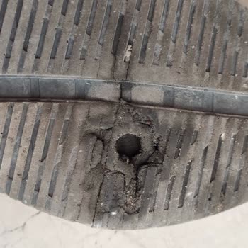 Hammer Jack' Den Satın Alınan Ayakkabının Altının Delinmesi Hakkında.