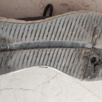 Hammer Jack' Den Satın Alınan Ayakkabının Altının Delinmesi Hakkında.