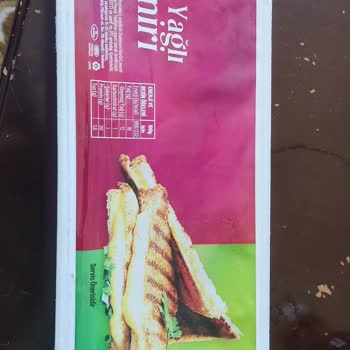 BİM Den Küflenmiş Tost Peyniri
