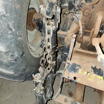 New Holland Sürekli Kırılan Askı Kolları