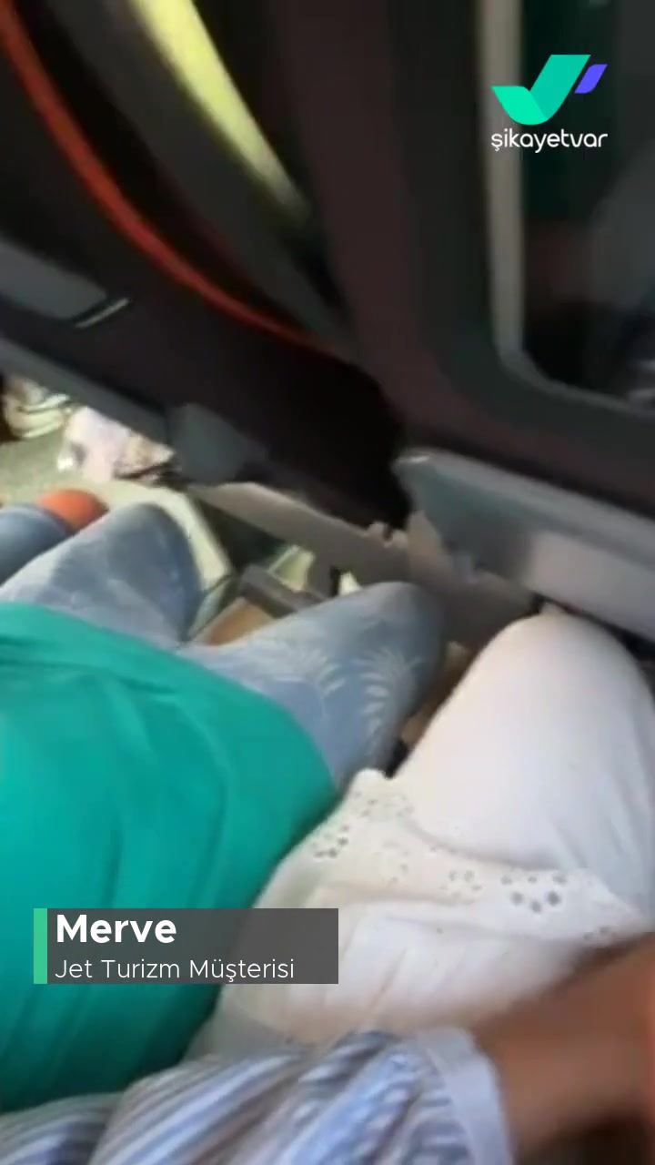 Jet Turizm Koltuk Araları Çok Dar! videonun kapak resmi