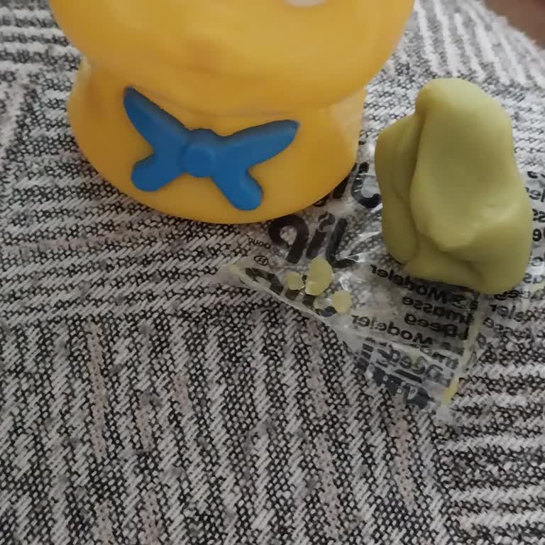 İzmir Çakmak Oyuncak Çaylak Sürpriz Kafa Oyuncak