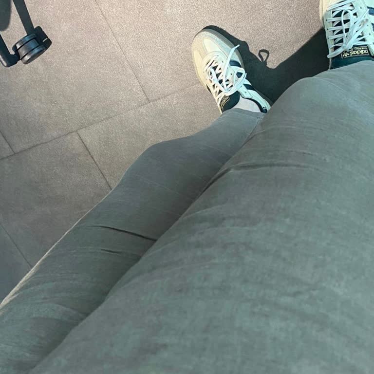 Mango Keten Pantolon Diz İzi Yaptı 2 Saatte