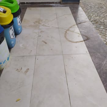 Royal Beach Club Hotel Memnun Kalmadık!