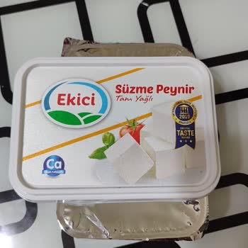 Ekici Süzme Peynir Üstünden Küf Çıktı