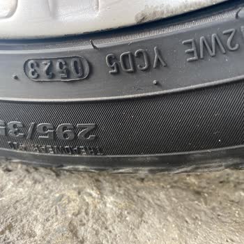 Kumho Lastik Şikayeti Yanaklarında Yırtıklar Oluştu