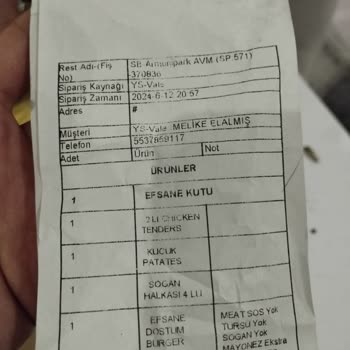 Saloon Burger Bayat Ve Yanlış Ürün Gönderiyor.