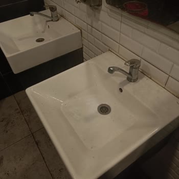 Petrol Ofisi İstasyonunun Tuvaletlere Gösterdiği Hijyen...