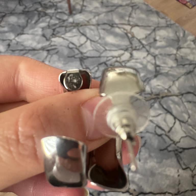 Vamos Accessorize Kalitesiz Küpeler İlgisiz Satıcı