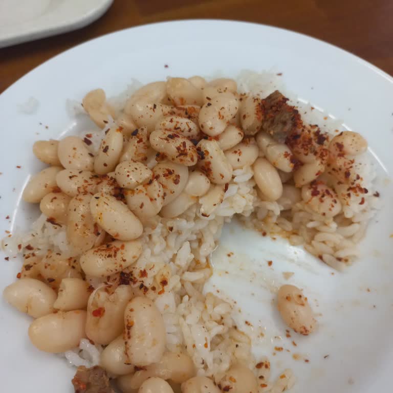 Biber Catering Kuru Fasulyemi Yedik Fındık Mı Yedik Anlayamadık!