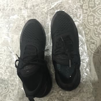 Sneaks Up Mağazası Defolu Nike Ürünleri Satıyor