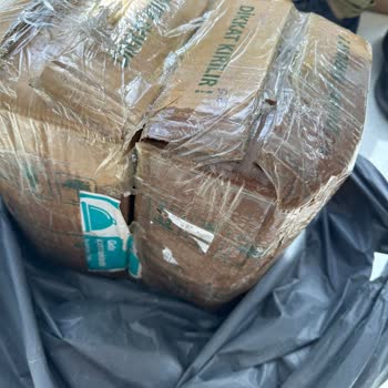 Sürat Kargo Kanarya Şube Hizmet Sıfır, Üslup Sıfır